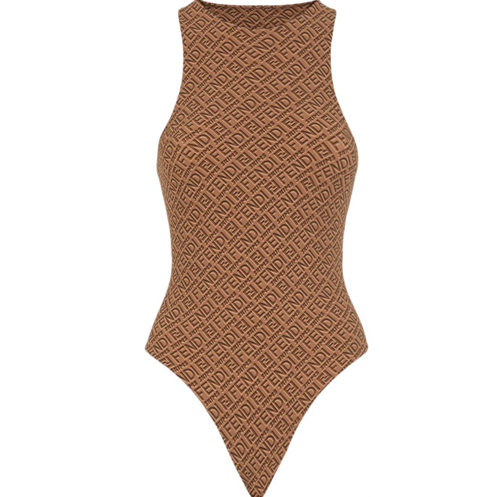 Brown fendi / skims bodysuit. 🤎